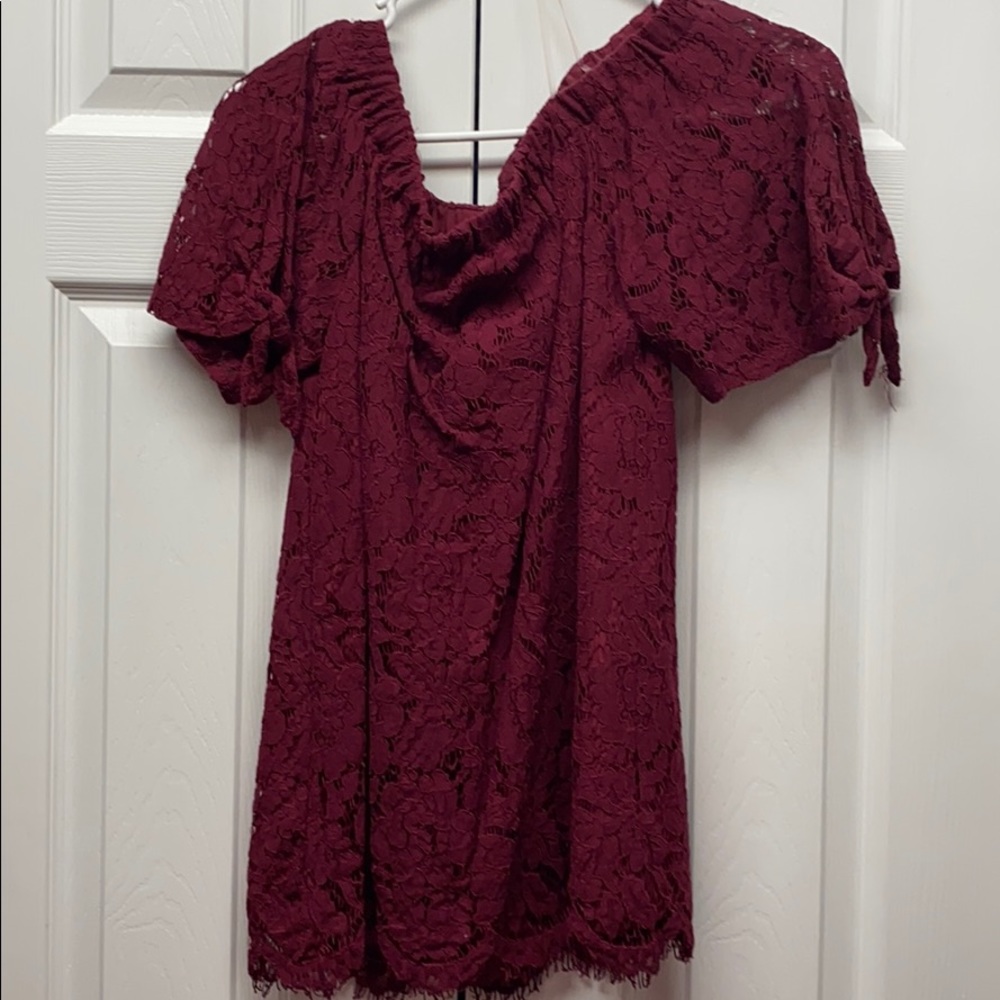 Adorable magenta lace over top